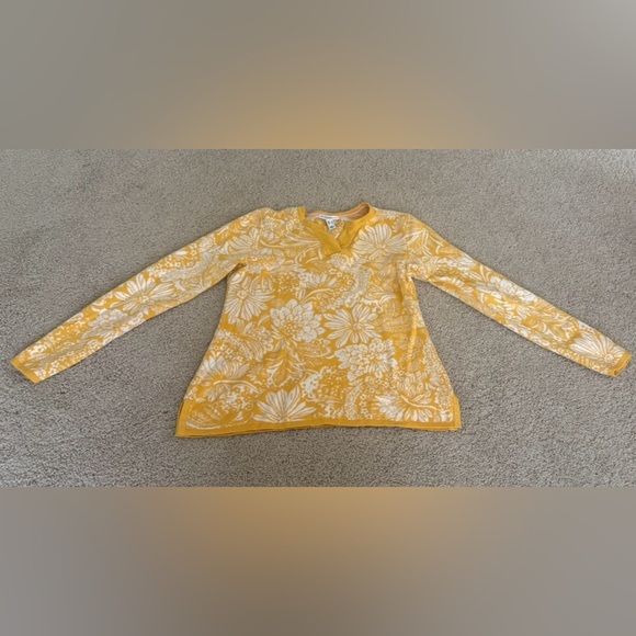 Isaac Mizrahi Sweaters - Floral Jacquard Split-Neck Yellow Top Size S (Brand: Isaac Misrahi Live!)